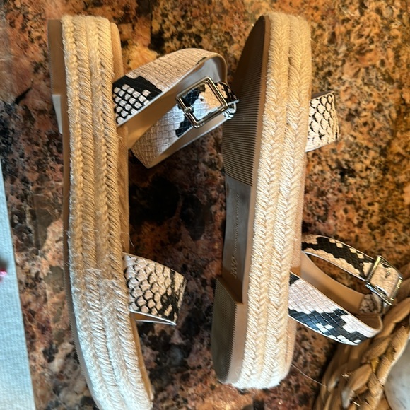 INC FAUX SNAKE SKIN CANDLES - 7M - Picture 4 of 5